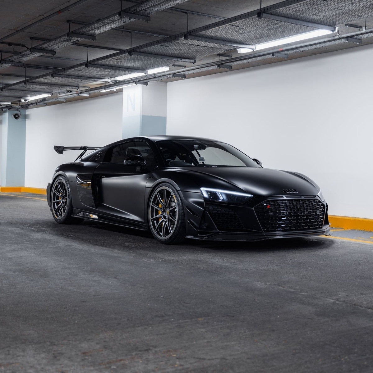 Audi R8 4S Facelift LCI Pre-Preg Carbon Fibre Front Bumper Canards by FORM (2021-2024) - Evolve Automotive