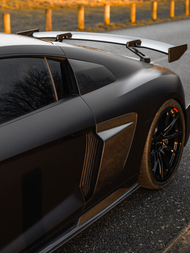 Audi R8 4S Facelift LCI Pre-Preg Carbon Fibre GT Side Garnishes by FORM (2021-2024) - Evolve Automotive
