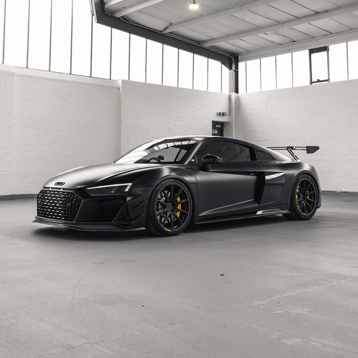 Audi R8 4S Facelift Pre-Preg Carbon Fibre Front Splitter by FORM - Evolve Automotive