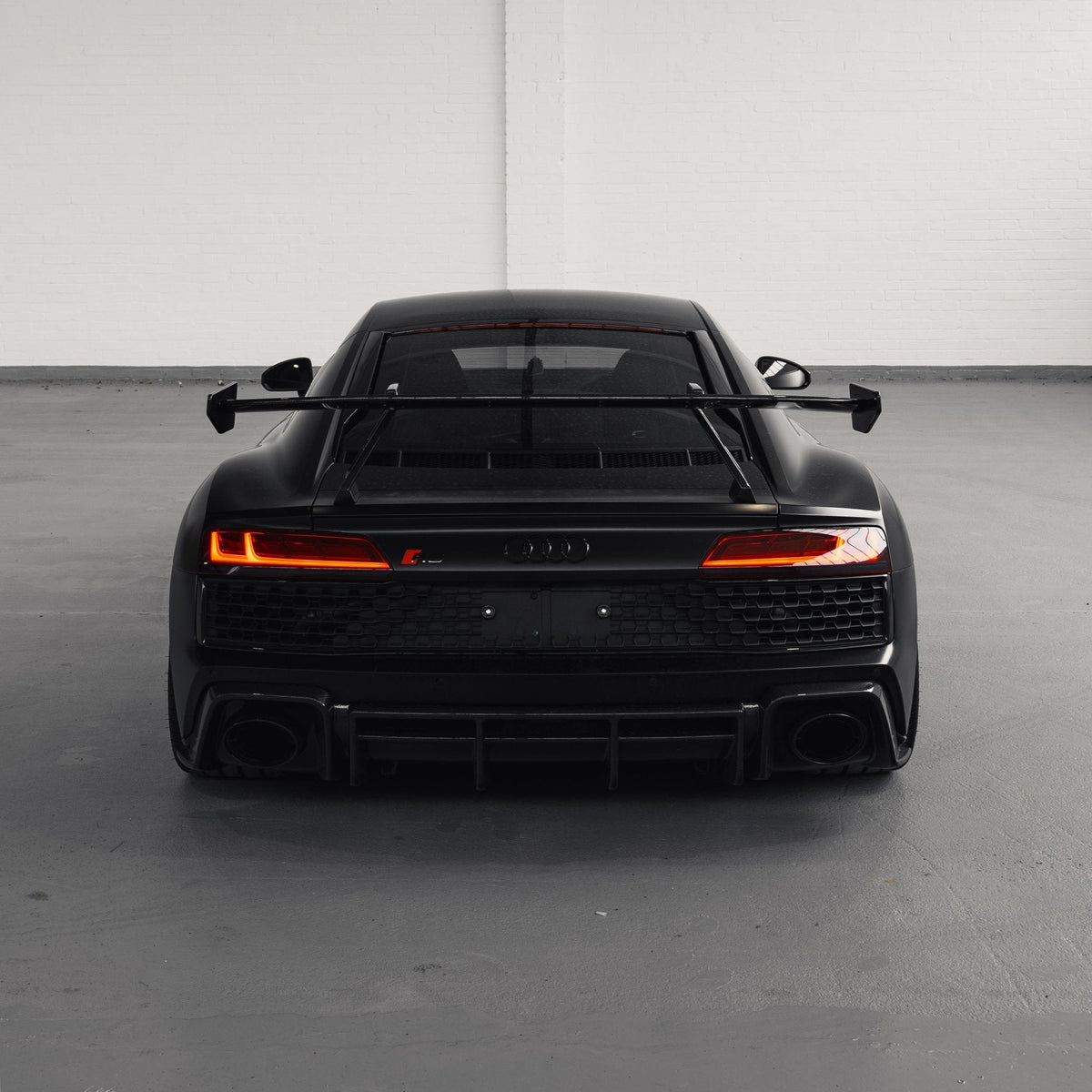 Audi R8 4S Facelift Pre-Preg Carbon Fibre Rear Diffuser by FORM - Evolve Automotive