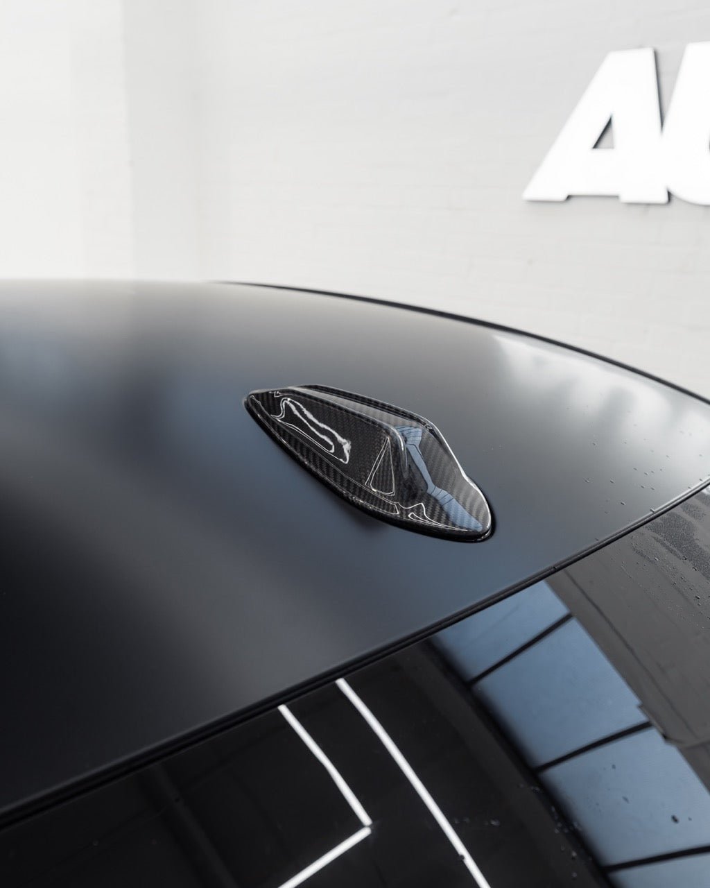 BMW 2 / 3 / 4 Series, M2, M3 & M4 G82 LCI Models Pre-Preg Carbon Fibre Shark Fin Aerial Cover by FORM (2023+) - Evolve Automotive