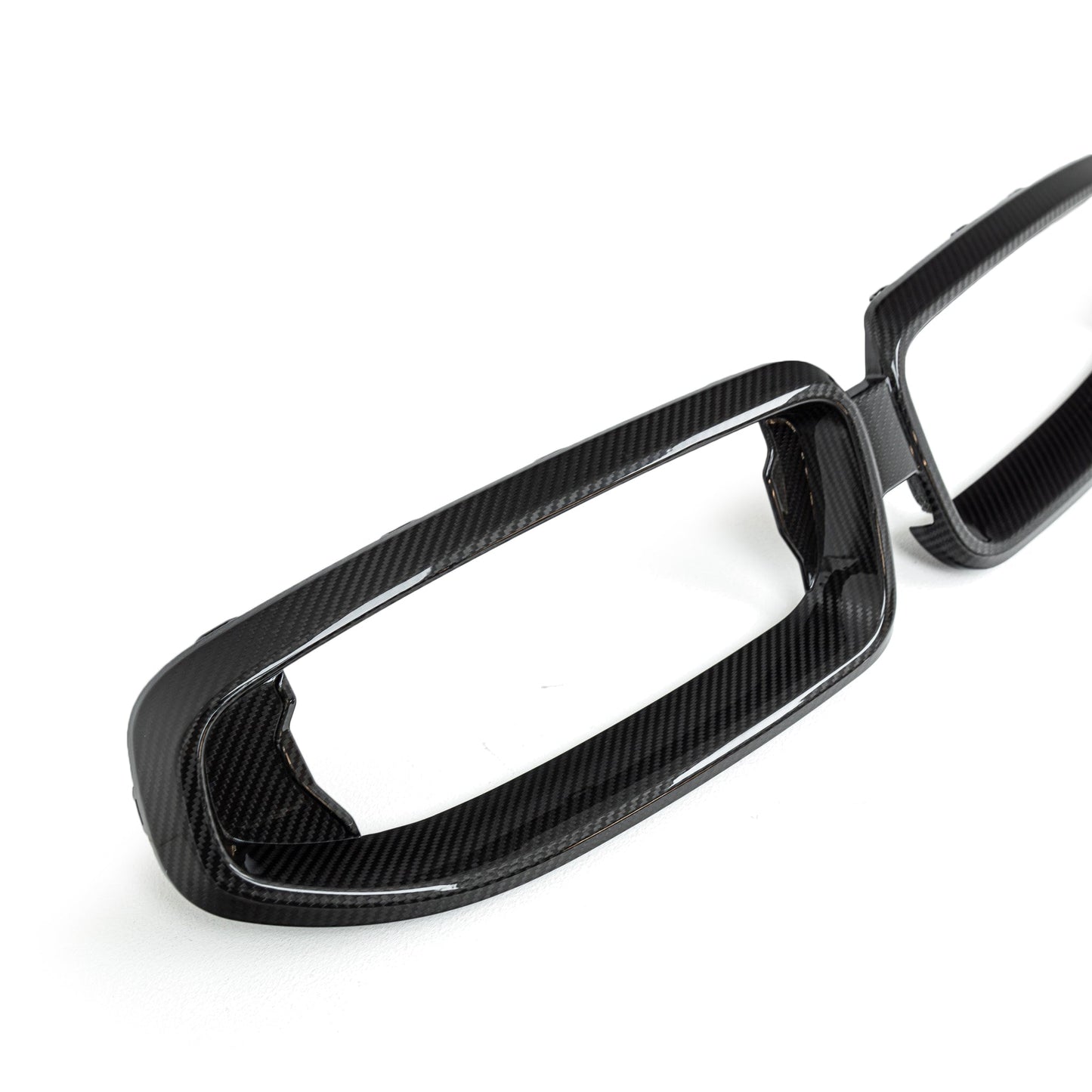 BMW 2 Series & M240i G42 Pre - preg Carbon Fibre Front Grille by Trevora (2021+) - Evolve Automotive