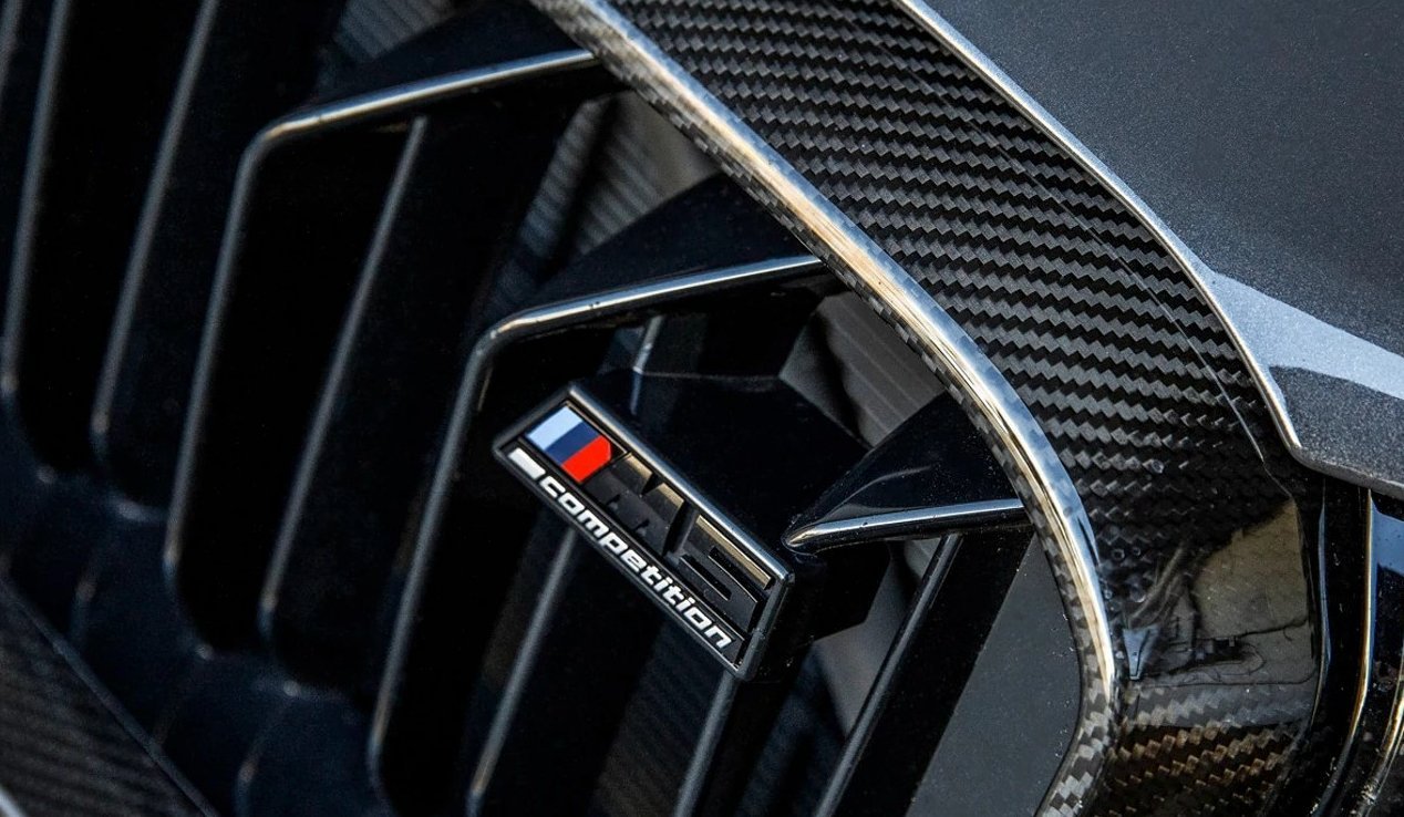 BMW 5 Series G30 & M5 F90 LCI Pre - Preg Carbon Fibre Grille Surround by Trevora (2020 - 2023) - Evolve Automotive