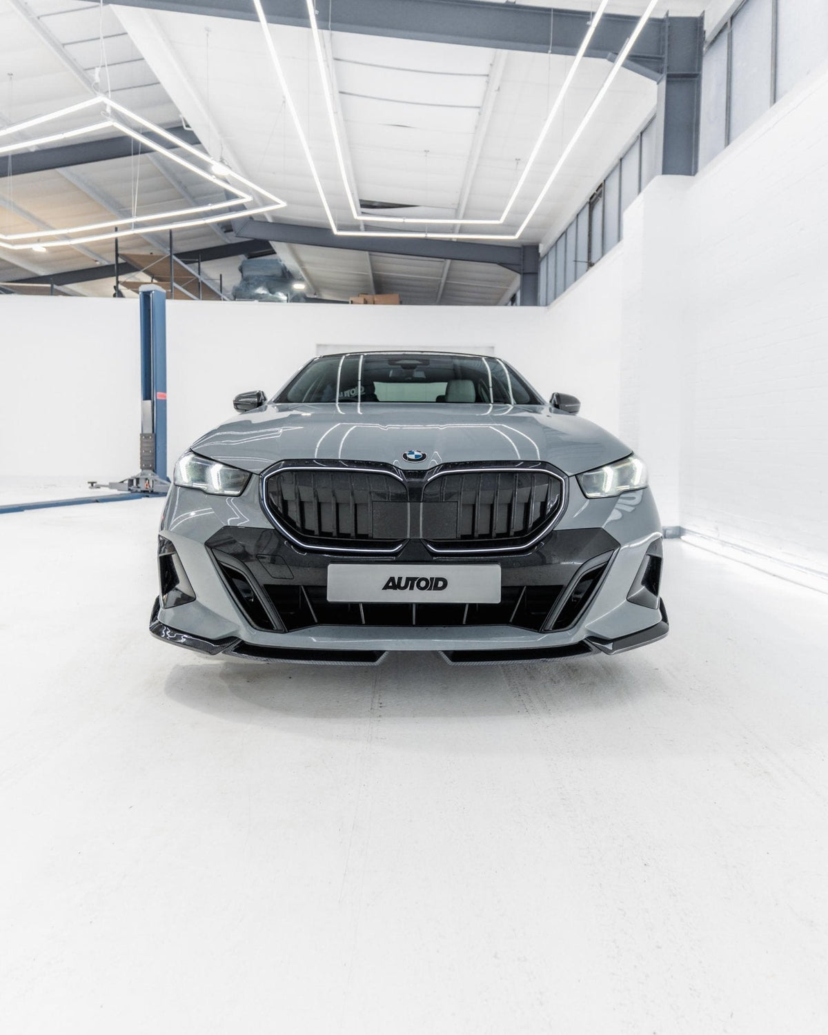 BMW 5 Series G60 G61 M Sport Pre-Preg Carbon Fibre Front Splitter by FORM (2024+) - Evolve Automotive