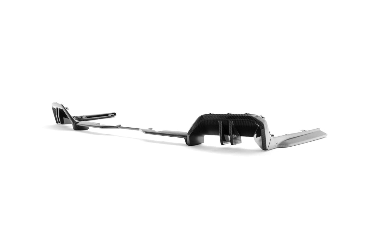 BMW 5 Series & i5 G60 G61 Pre-Preg Carbon Fibre Rear Diffuser by FORM (2024+) - Evolve Automotive