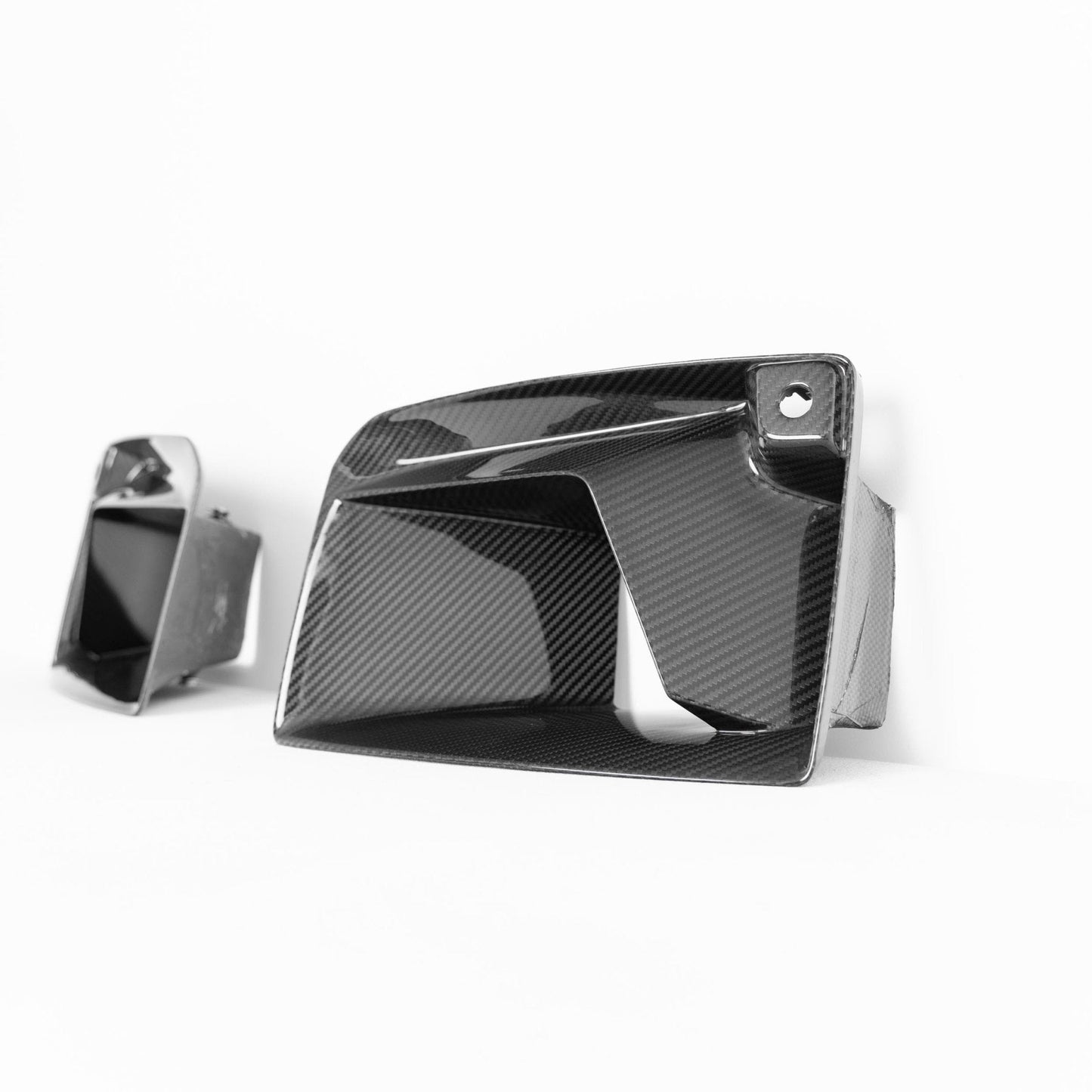 BMW M2 G87 Pre - Preg Carbon Fibre TR87 Front Air Ducts by Trevora (2023+) - Evolve Automotive