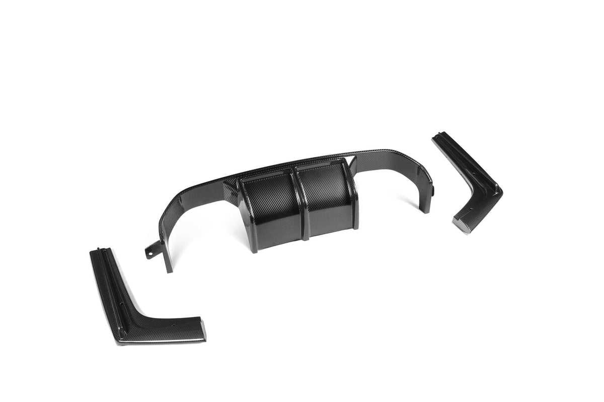 BMW M3 F80 & M4 F82 Pre-Preg Carbon Fibre GT Rear Diffuser Set Pro by FORM (2014-2020) - Evolve Automotive