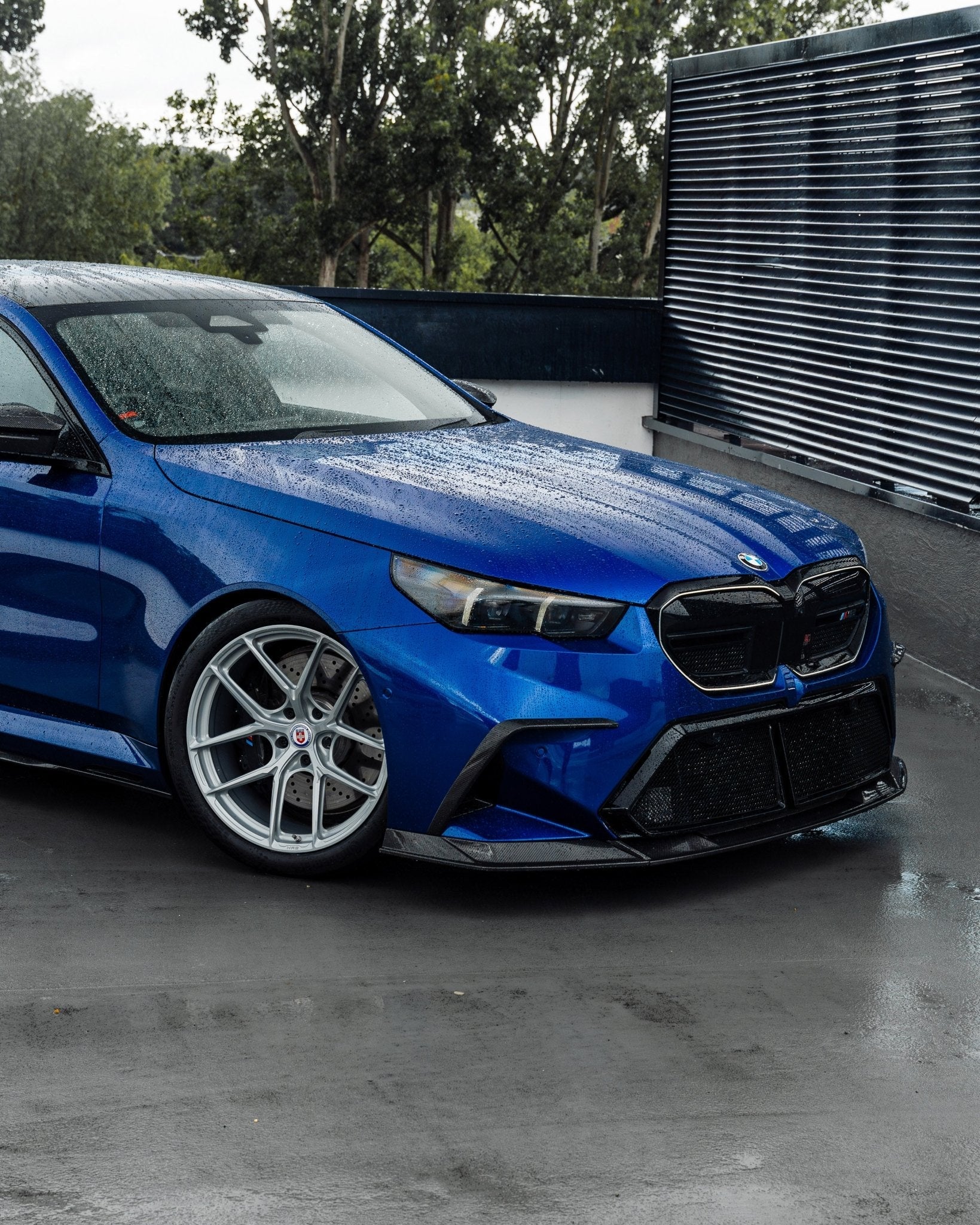 BMW M5 G90 G99 Pre - Preg Carbon Fibre PR - 1 Front Lip by Trevora (Single Piece) - Evolve Automotive