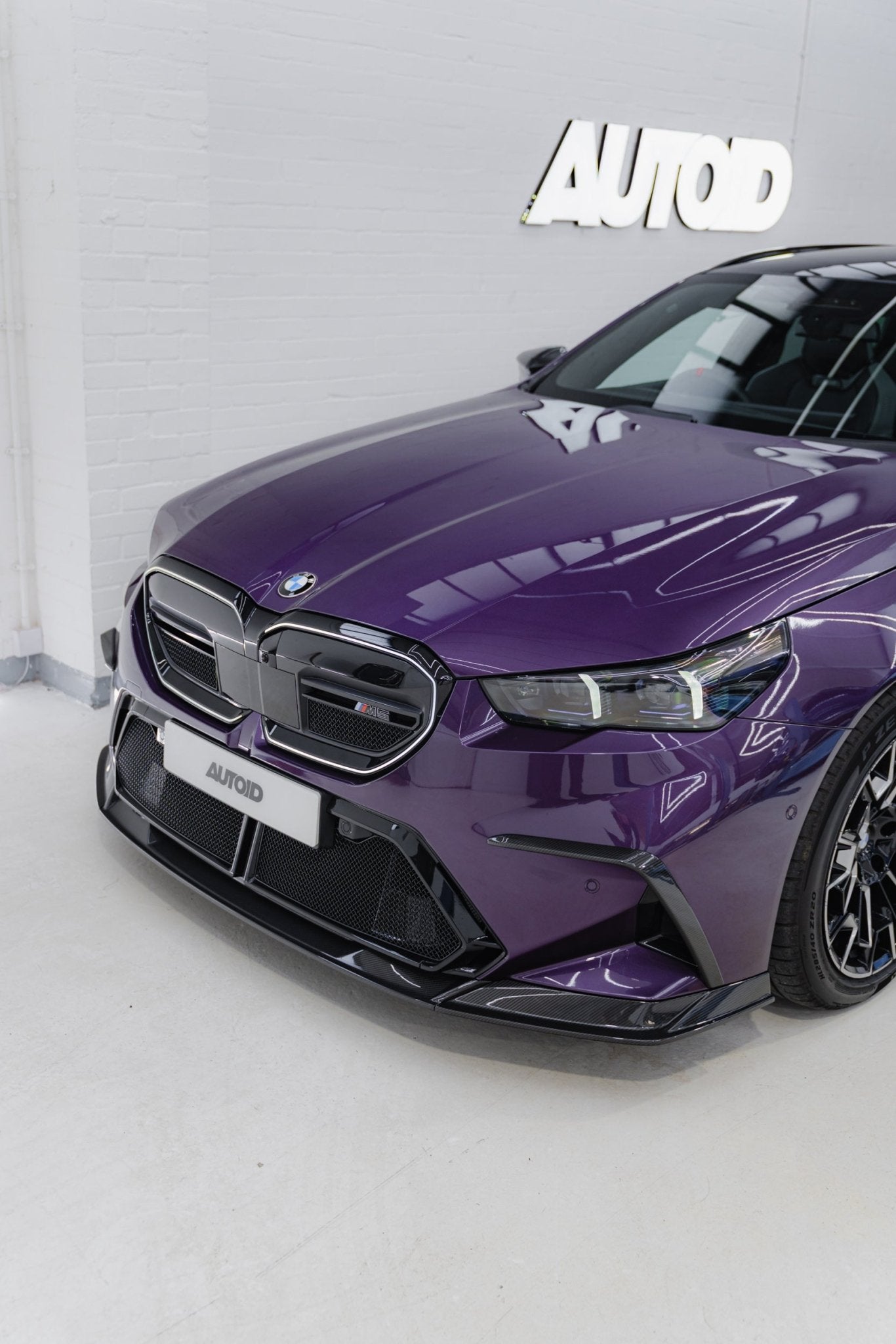 BMW M5 G90 G99 Pre - Preg Carbon Fibre PR - 1 Front Lip by Trevora (Single Piece) - Evolve Automotive