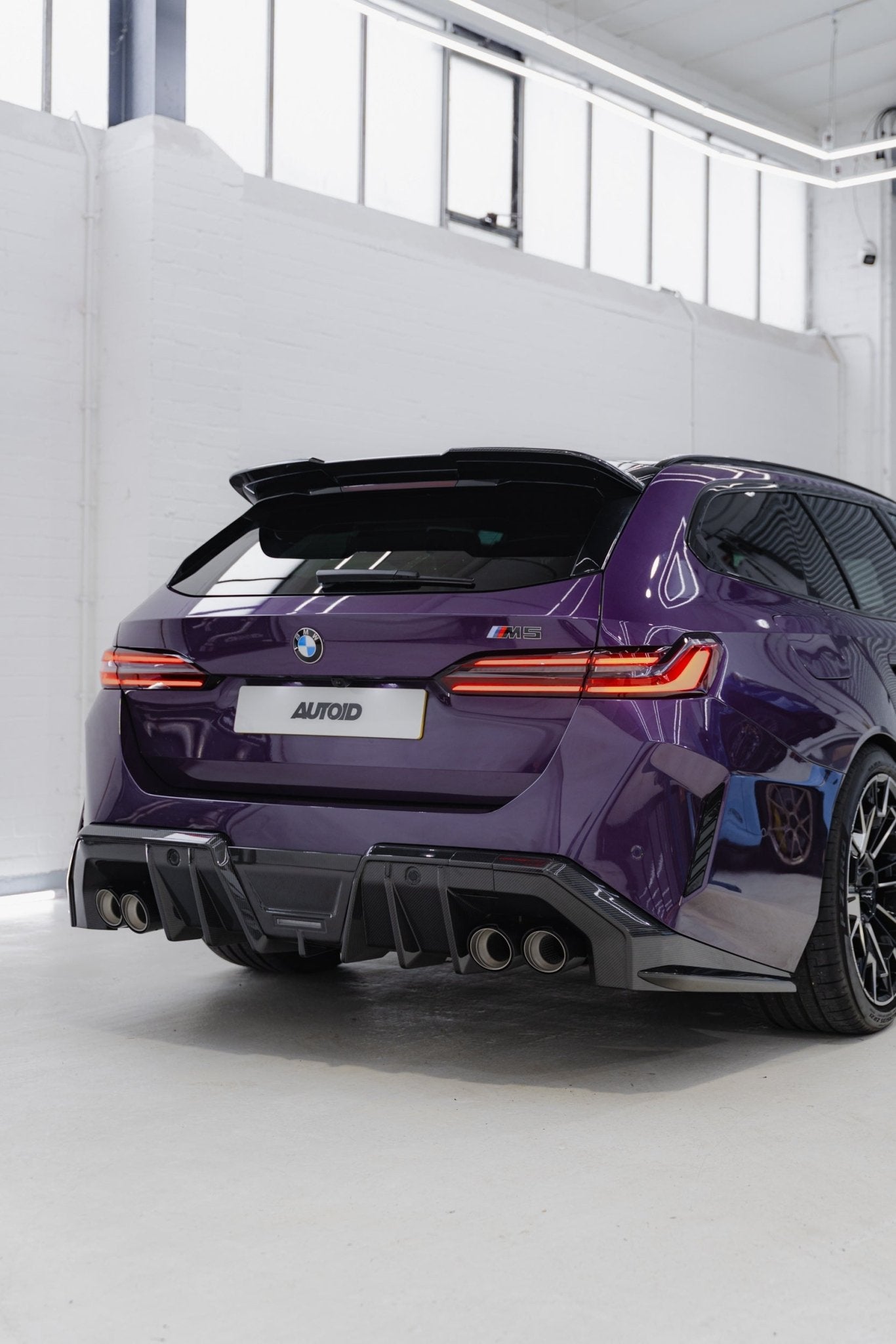 BMW M5 G90 G99 Pre - Preg Carbon Fibre PR - 1 Rear Diffuser by Trevora - Evolve Automotive