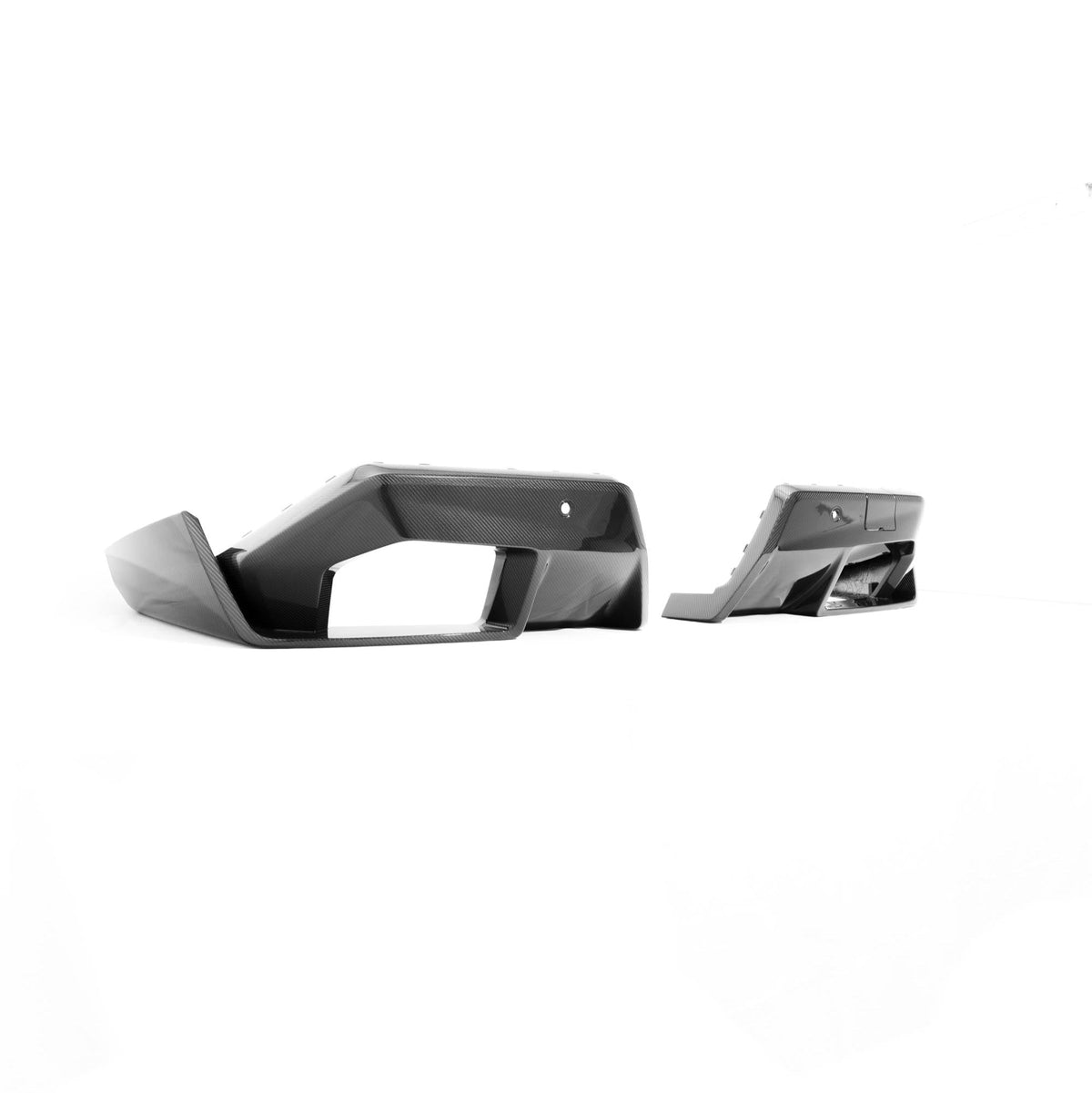 BMW M5 G90 G99 Pre-Preg Carbon Fibre Rear Diffuser by FORM (2024+) - Evolve Automotive