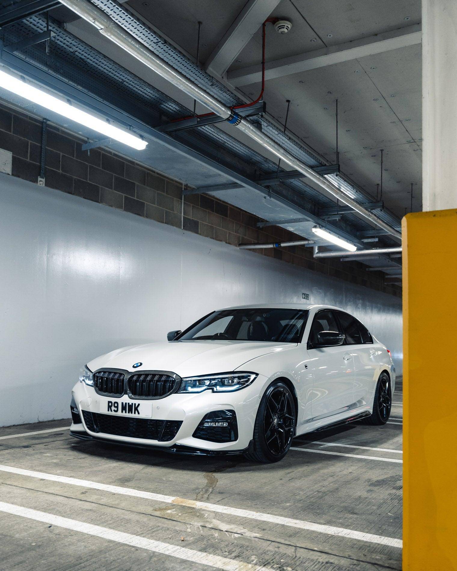 Carbon Fibre Double Slat Kidney Grilles for BMW 3 Series Pre - LCI (2019 - 2023, G20 G21) - Evolve Automotive