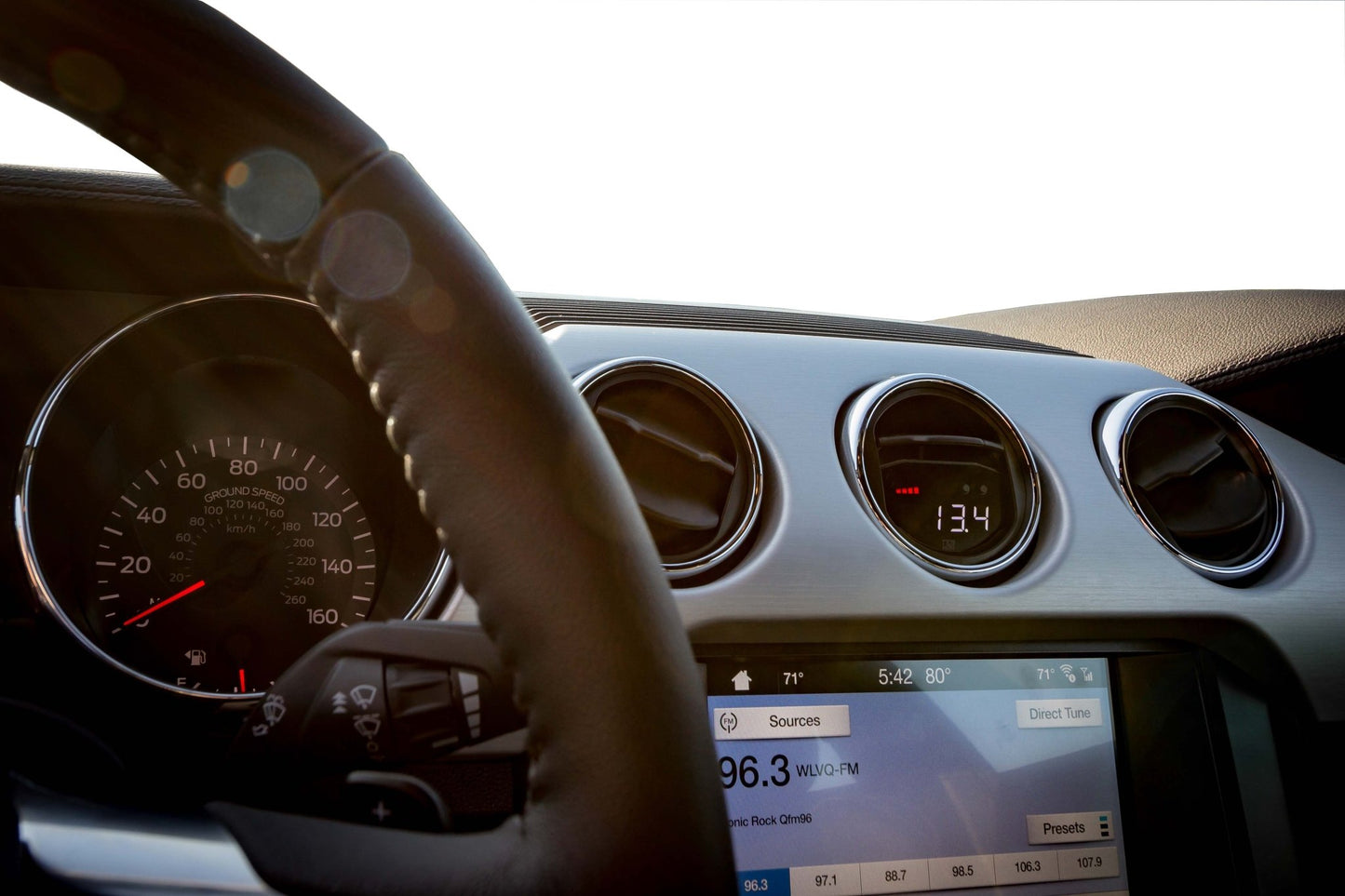 Ford Mustang (Gen.6) 2015 - 2019 analogue Gauge - Evolve Automotive