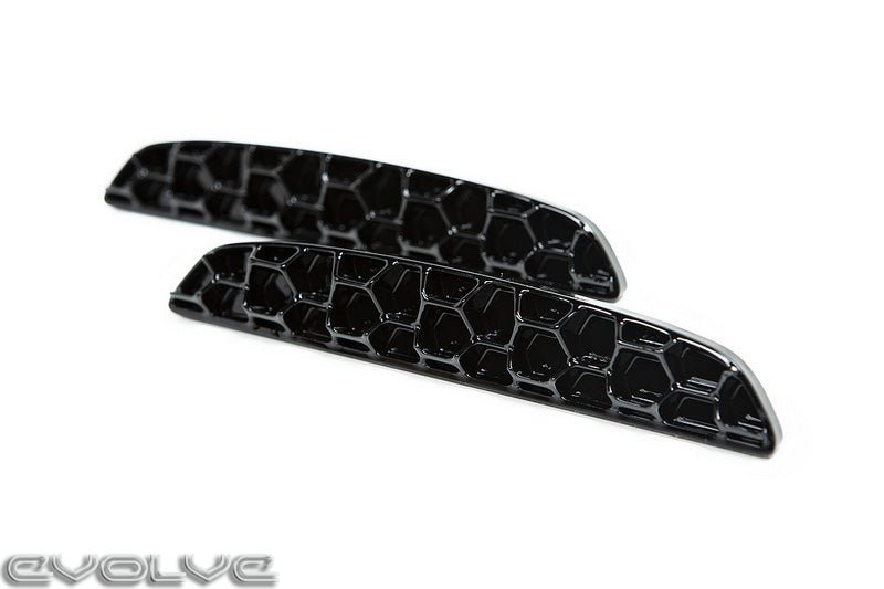 Acexxon Honeycomb Rear Reflector Inserts - BMW F85 X5M - Evolve Automotive