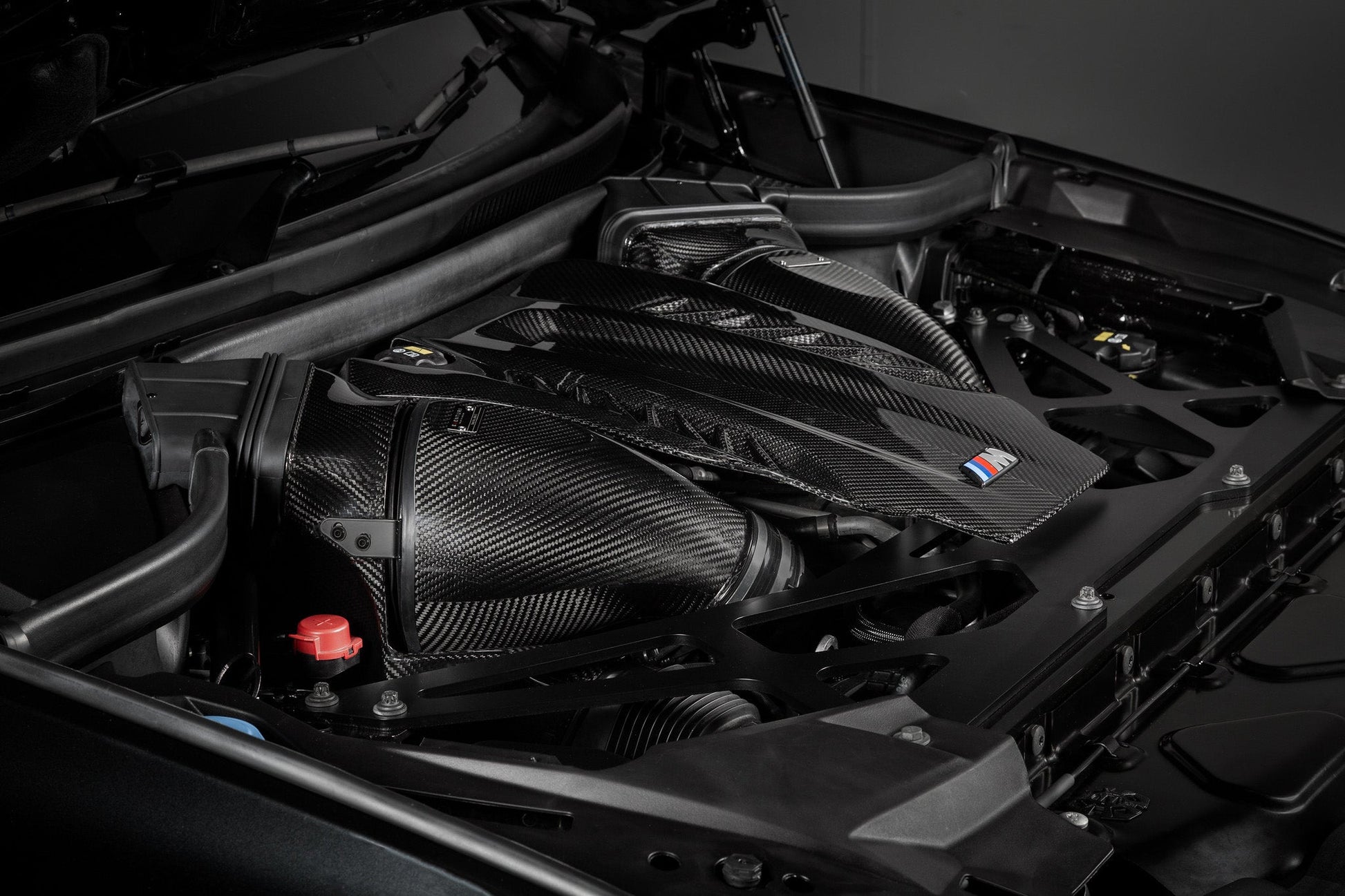 Eventuri Carbon Fibre Intake System - BMW F95 X5M | F96 X6M | G09 XM - Evolve Automotive